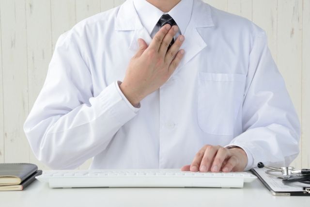 医者とキーボード