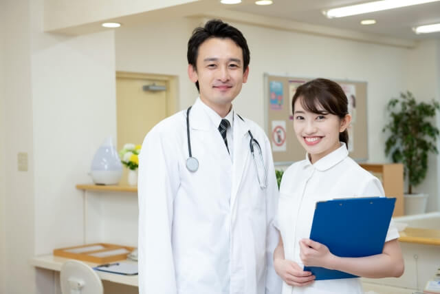 便秘や痔に関する相談に対応する病院のイメージ